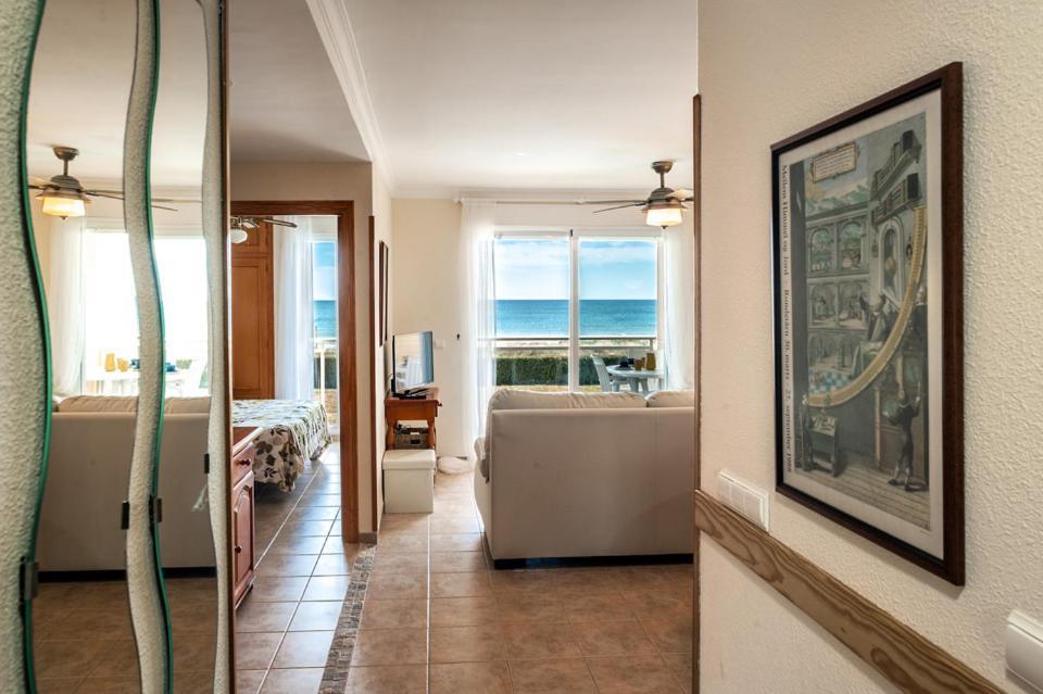 Apartamento Nat En Primera Linea De Playa ปลายา เด เซราโก ภายนอก รูปภาพ